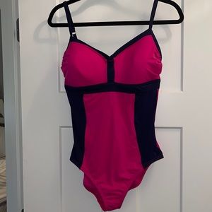 Tommy Bahama 1 piece swimsuit size 12 color block deck piping